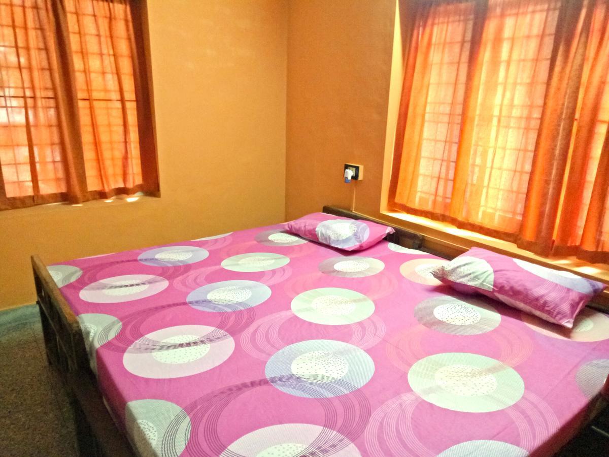 Aham Yoga Nest Bed & Breakfast Alappuzha Bagian luar foto