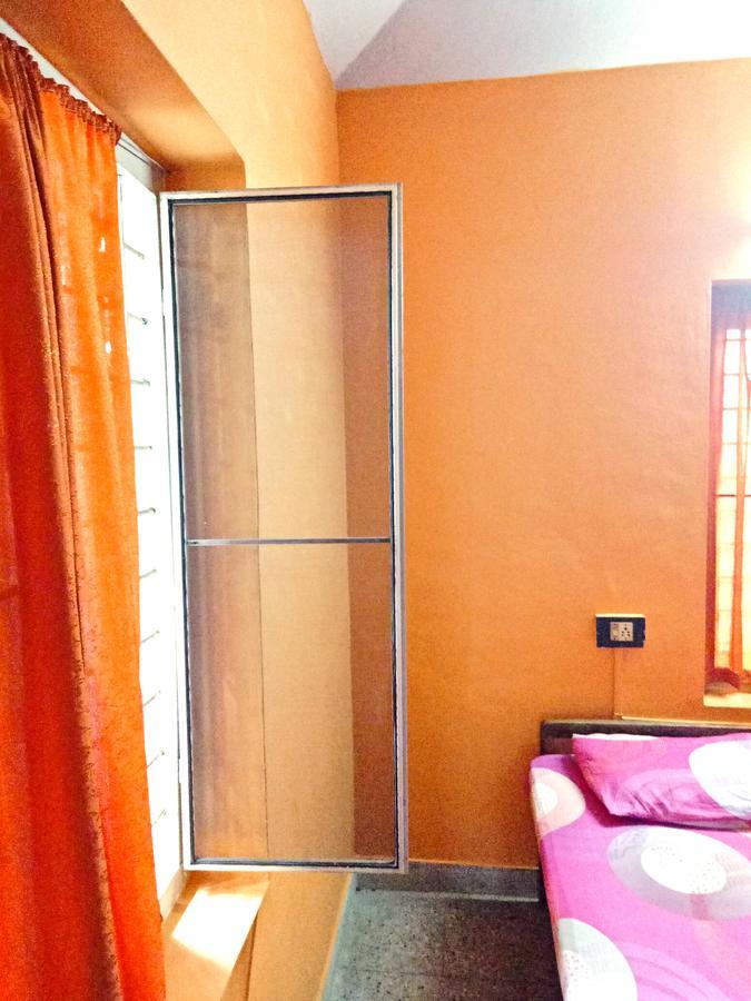 Aham Yoga Nest Bed & Breakfast Alappuzha Bagian luar foto