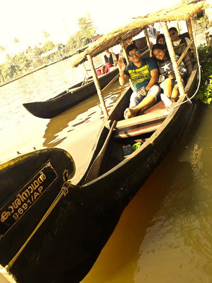 Aham Yoga Nest Bed & Breakfast Alappuzha Bagian luar foto