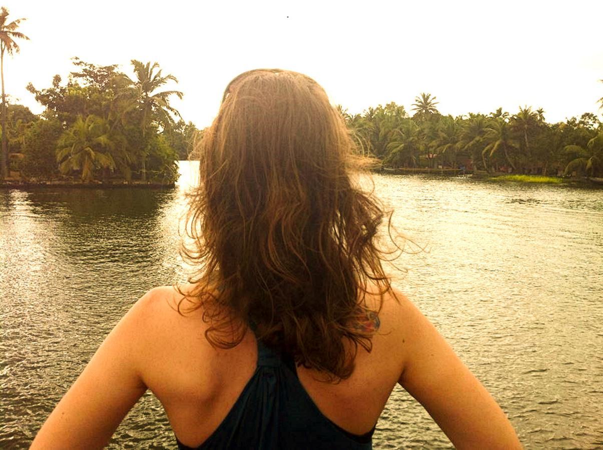 Aham Yoga Nest Bed & Breakfast Alappuzha Bagian luar foto