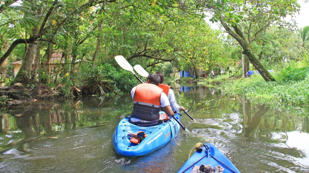 Aham Yoga Nest Bed & Breakfast Alappuzha Bagian luar foto
